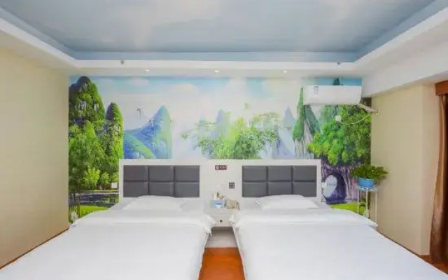 1961 Jishi Smart Hotel (Shijiazhuang New Railway Station)