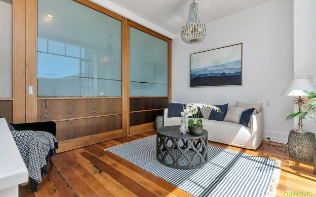 QV Lovely Sunny 1-bedroom in CBD 1025