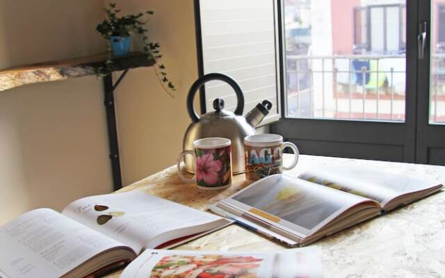 Urban Pop Hostel & BnB