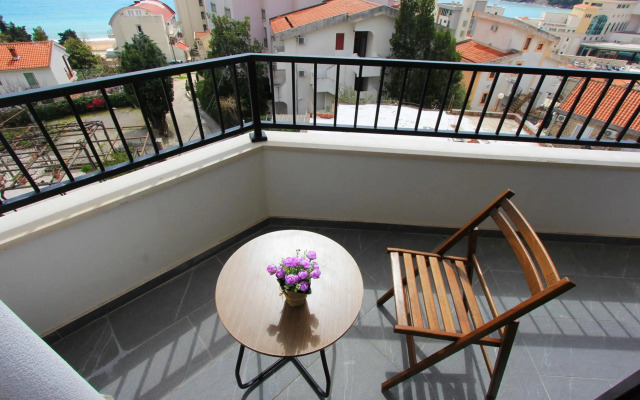 Beautiful apartments in Montenegro: Sea&View