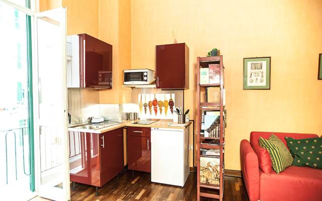 Interno 6 Apartment