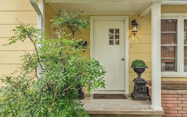 Yellow Rose 2 Bedroom Home