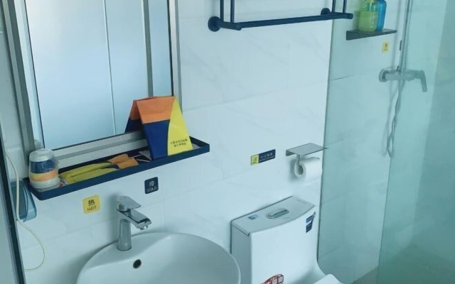 7Days Inn Hotel (Zhuhai Tangjiawan Sun Yat-sen University) – Bathroom – Zhuhai
