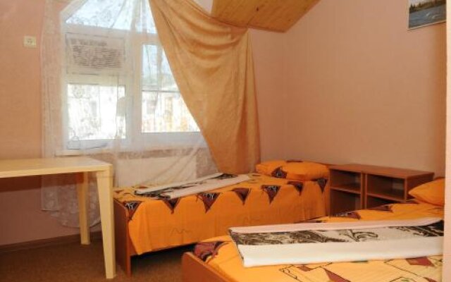 Guest House on Pionerskaya 7