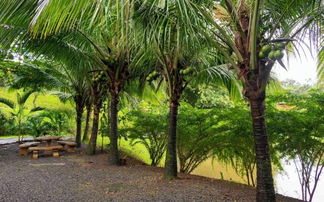 Los Lagos Casas de Campo