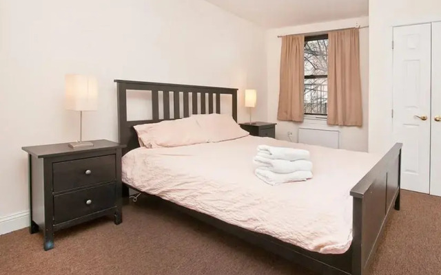 Amazing 2 Bedroom Apartment at Theatre District