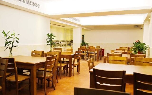 Suichang Hailun Baina Hotel