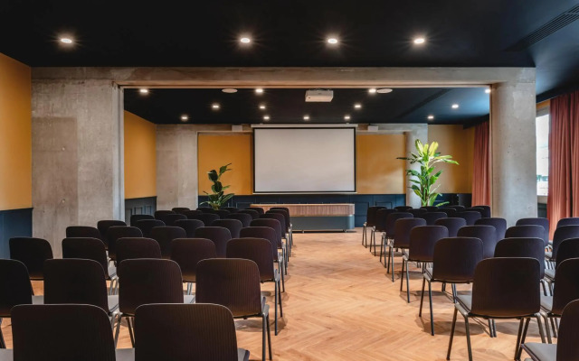 Le Remix Hotel