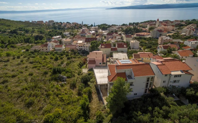White Stone Villa 43