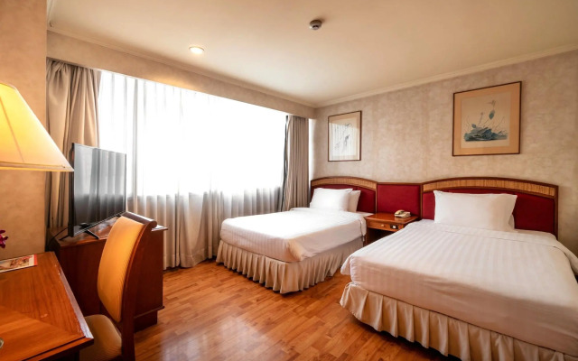 Rembrandt Hotel & Residences