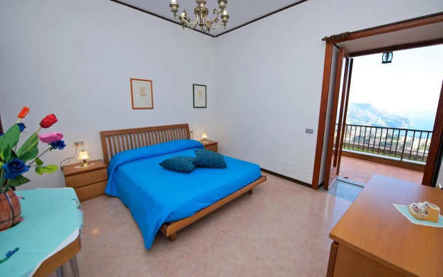 Appartamento Emma in Villa Laura