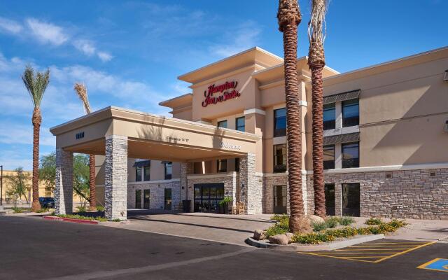 Hampton Inn & Suites Phoenix/Scottsdale on Shea Boulevard