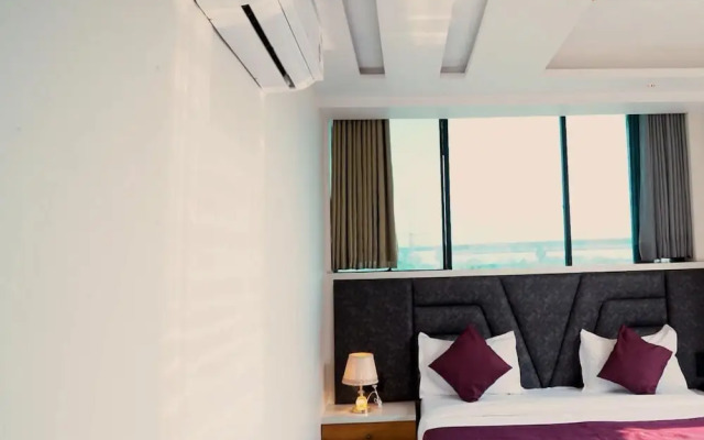 Hotel OM Tapovan