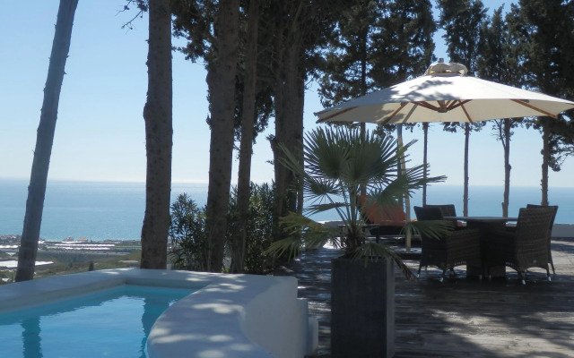 Appealing villa on the Costa del Sol with private pool