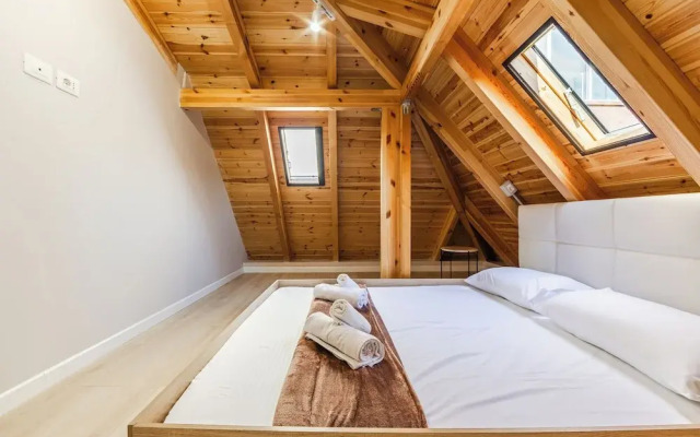 Authentic Villa Apartment