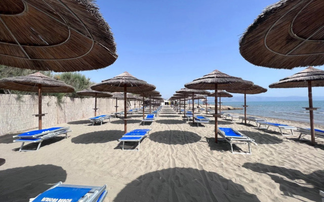 Villaggio African Beach