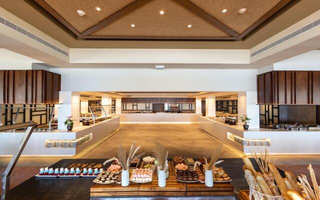 Dreams Jade Resort & Spa - All Inclusive