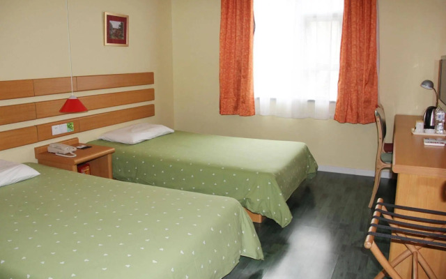 Home Inn Chongqing Jiangbei Airport Shuangfeng Road