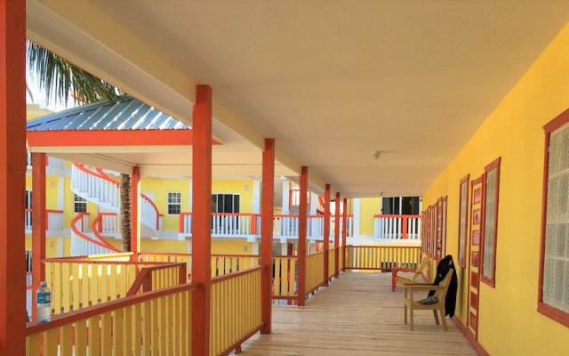 La Isla Resort