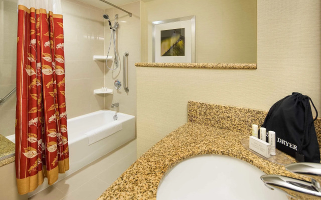 Courtyard by Marriott Calgary Airport