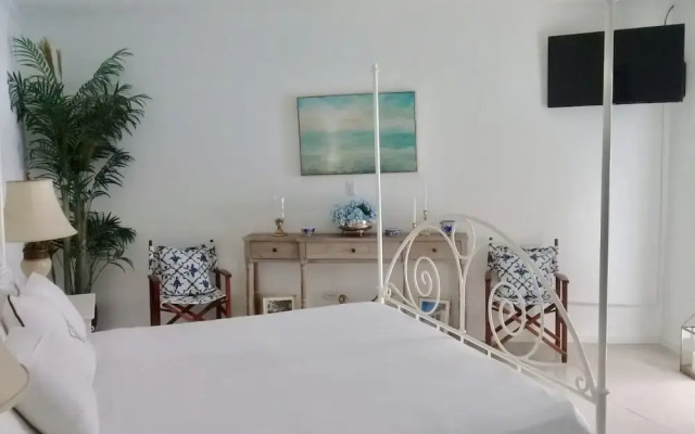Ocean Front Villa in Aruba - Stunning Full House