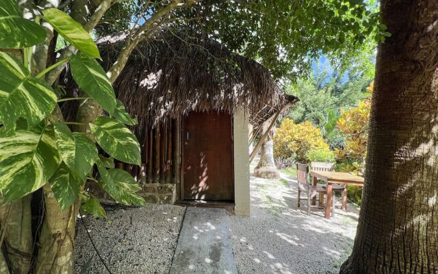 Villa Santuario Lake Front Oasis