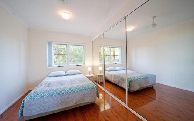 Picturesque on Passage - Shute Harbour