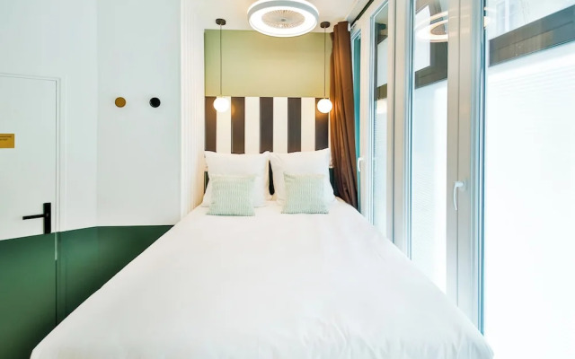 WS Louvre - Casanova