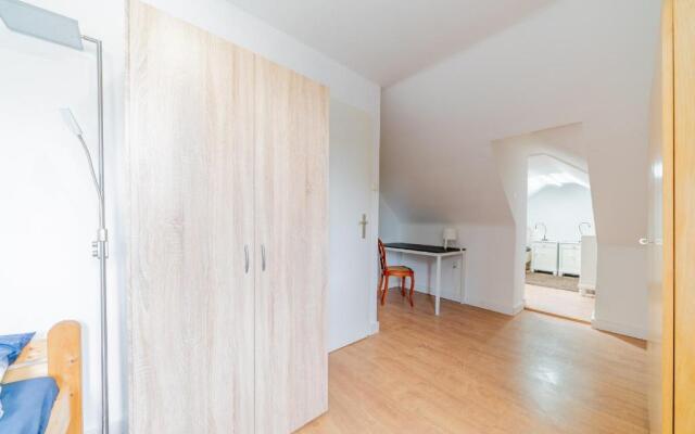 Id 6894 - Private Apartment