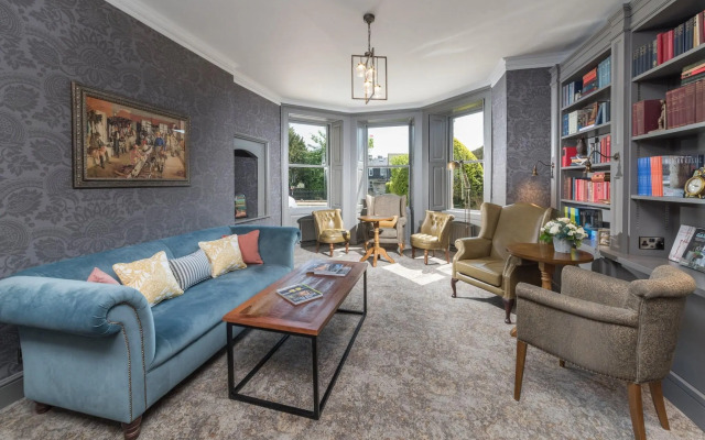 Lansdown Grove