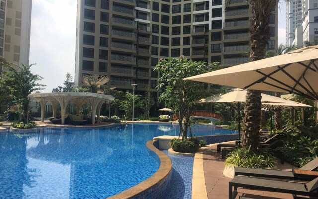Brand New Luxury Apartment