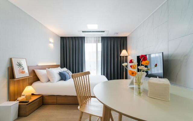 Urbanstay Jeju Airport