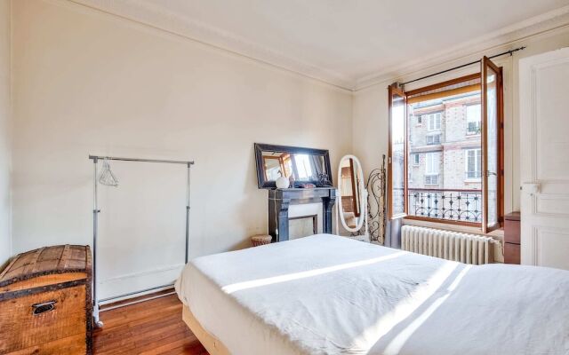 Charming Apartment for 2 in the 12th District