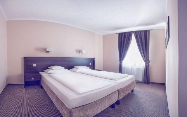 Hotel Niemcza SPA