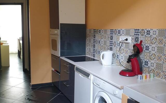 Appartement intra muros 8 personnes climatisé Wifi stationnement facile