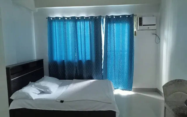 Guesthouse Behind the Airport