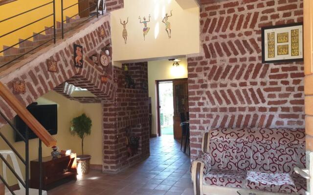 Shantiniketan Bungalow