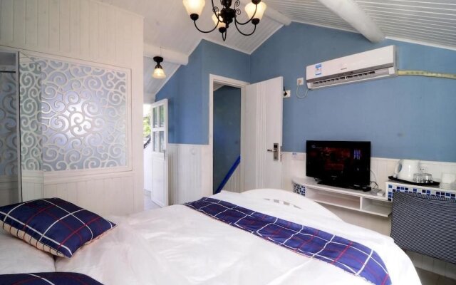 Moonlight Bay Inn