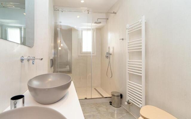 iKu Urban Apartment