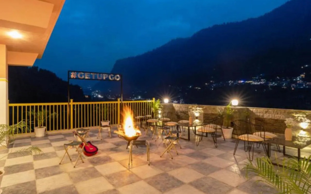 The Hosteller Old Manali, Manu Temple