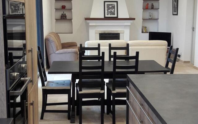 Cozy holiday home in Saint-Antonin-du-Var with large pool