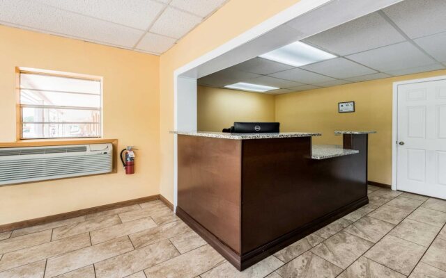 Quality Inn & Suites Fayetteville I-95