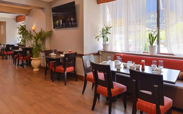 Holiday Inn New London - Mystic Area by IHG