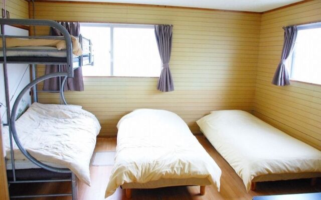 Guest House Lough Style