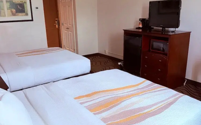 Mountain Valley Inn & Suites