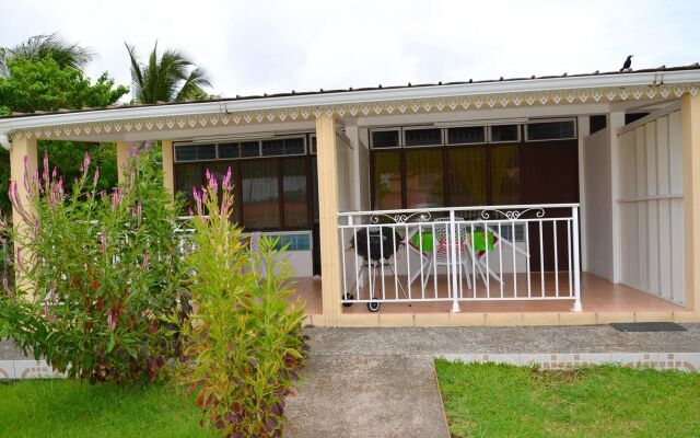 Studio in Saint Anne, With Enclosed Garden and Wifi