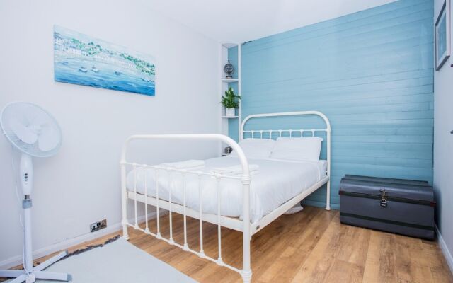 Maida Vale 1 Bedroom Apartment with a Balcony