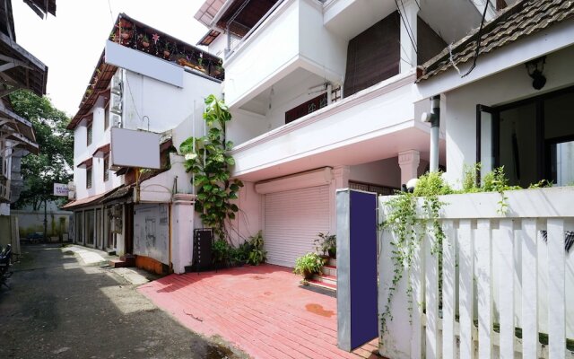 Oyo 18323 Home Splendid Stay Fort Kochi Beach