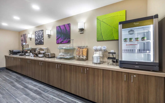 Sleep Inn & Suites Salina I-135