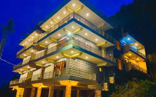 Hotel Nature's Feast